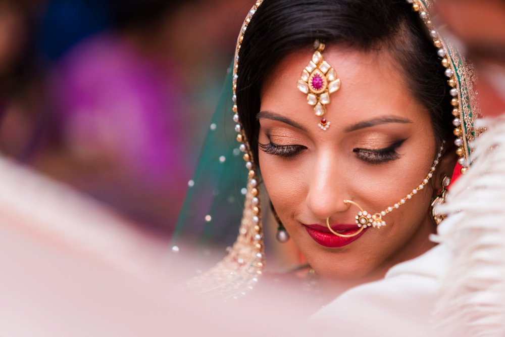 Playing with Jewellery | Indian bride photography poses, Indian bride poses,  Bride photography poses