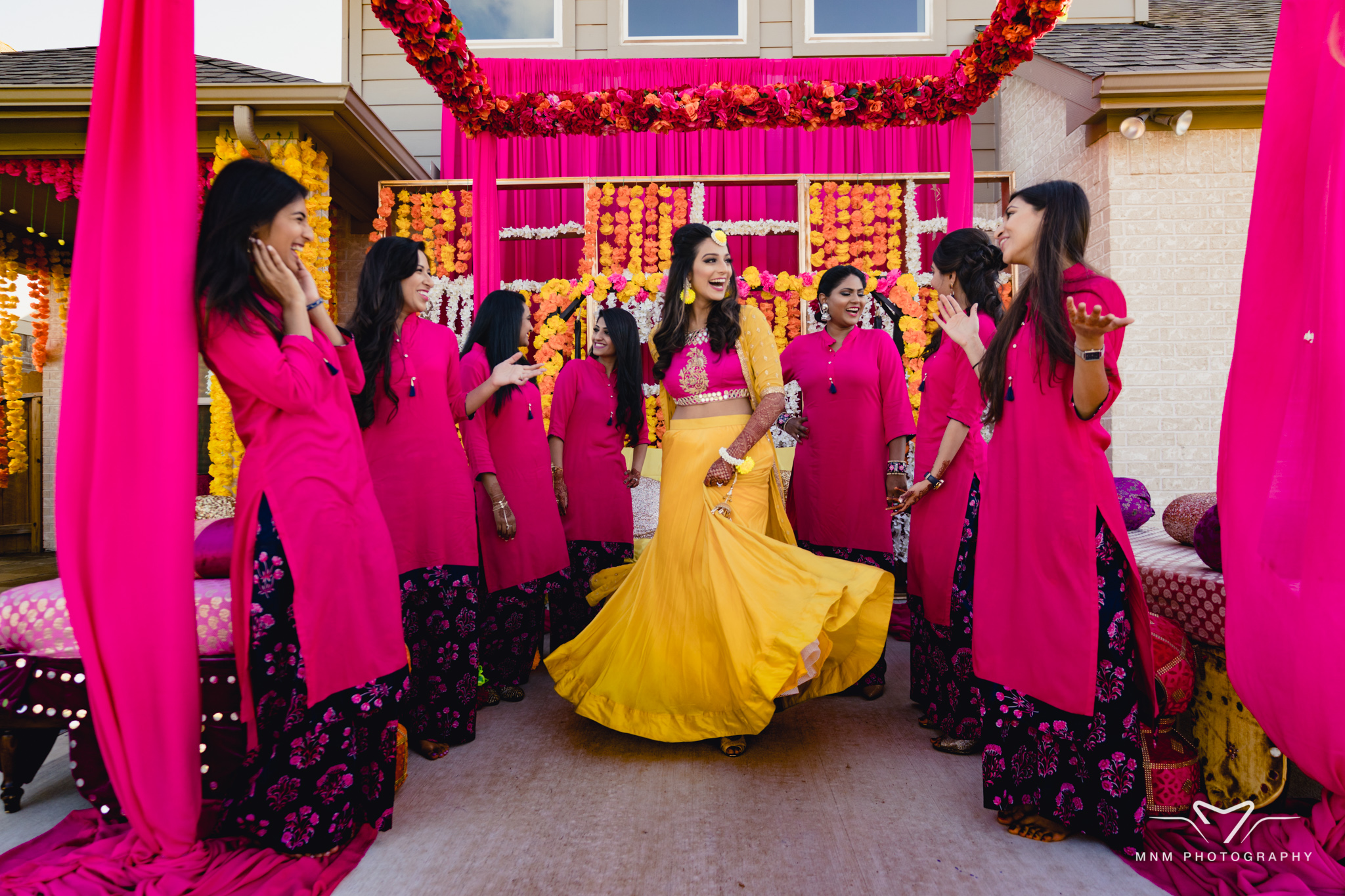 How to Plan a Mehndi Party