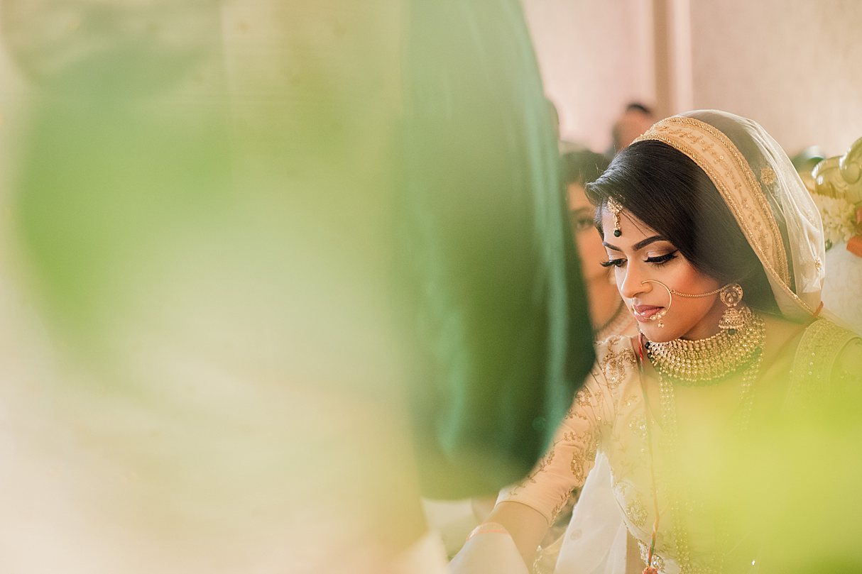 gujarati hindu wedding brides entrance