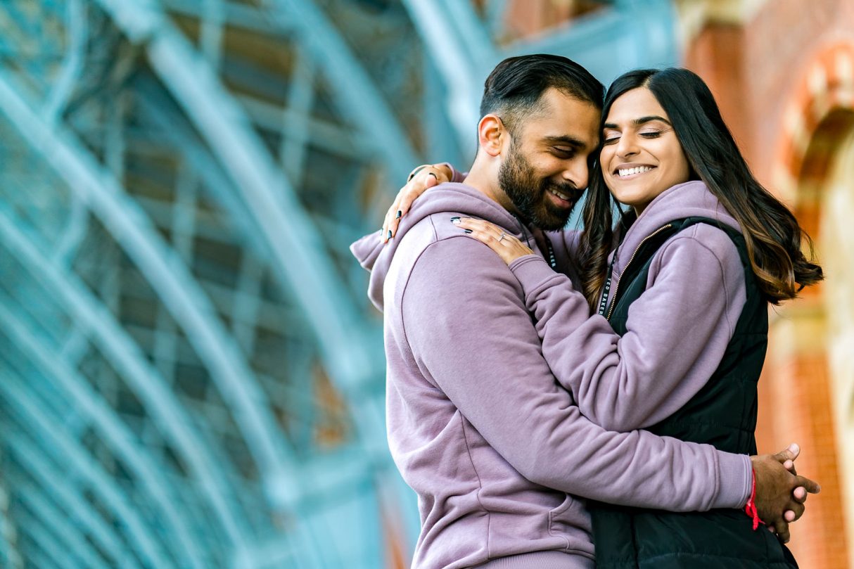 London engagement photo shoot with indian couple