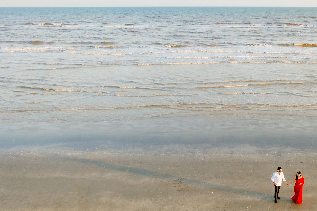 Galveston Beach Pre-Wedding Shoot with Shannon and Libin

